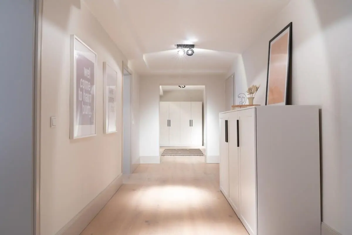 Spacious 3-Bedroom Apartment Near Eilbekpark Hamburk
